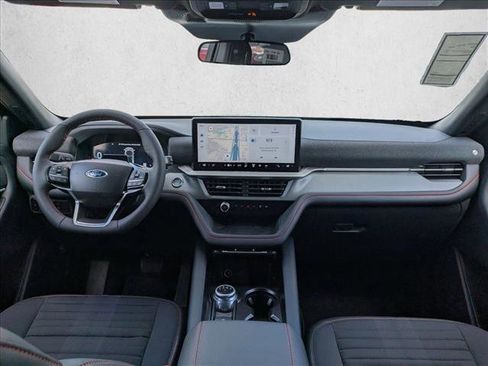 New 2025 Ford Explorer ST-Line image 15