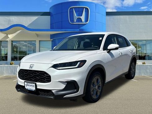 Used 2026 Honda HR-V LX image 5