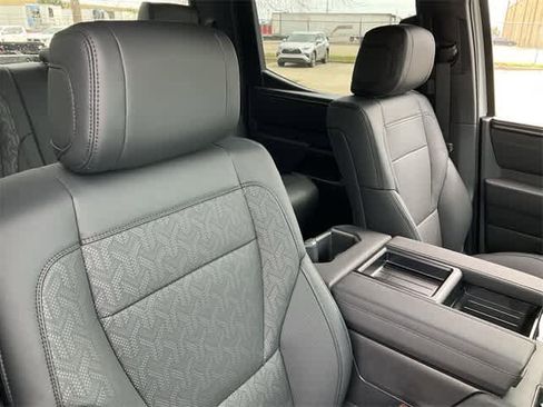 Used 2025 Toyota Tundra Limited image 19