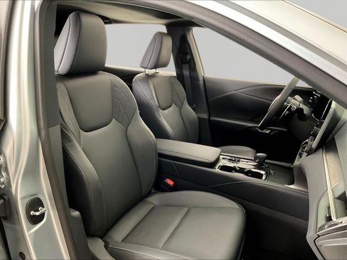 Used 2025 Lexus RX 350 F Sport AWD/4WD image 29