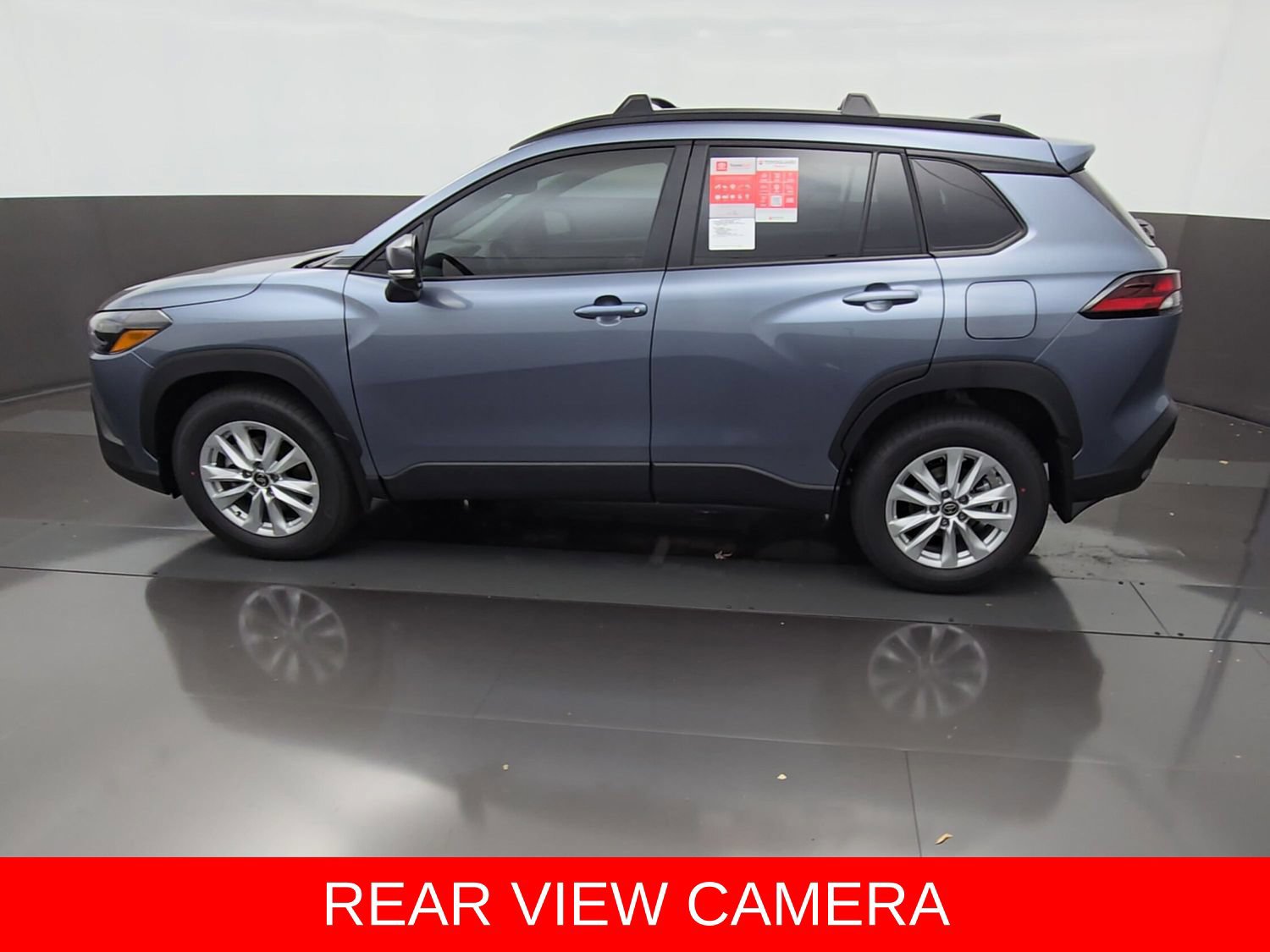 New 2026 Toyota Corolla Cross LE w/ Moonroof Package FWD image 6