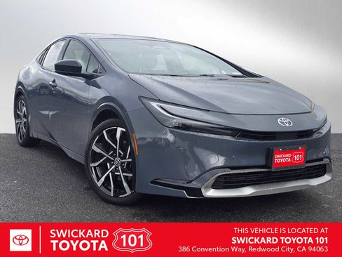 Used 2023 Toyota Prius Prime image 1