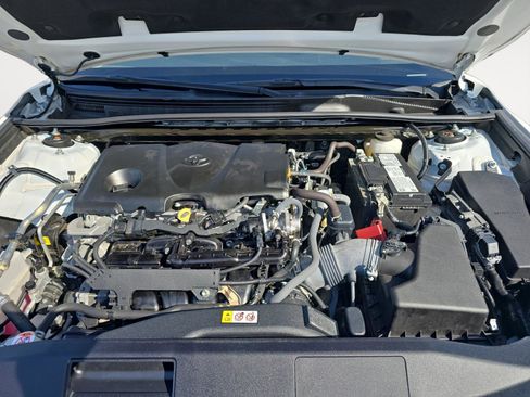 Used 2022 Toyota Camry SE w/ Audio Upgrade Package FWD image 24
