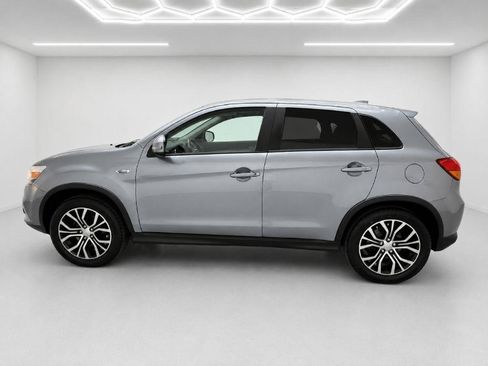 Used 2017 Mitsubishi Outlander Sport ES AWD/4WD image 6