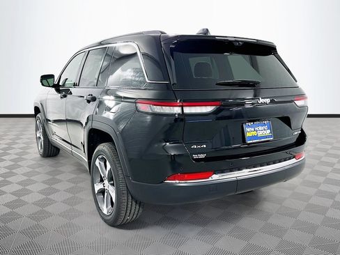 New 2025 Jeep Grand Cherokee Limited w/ Luxury Tech Group II AWD/4WD image 21