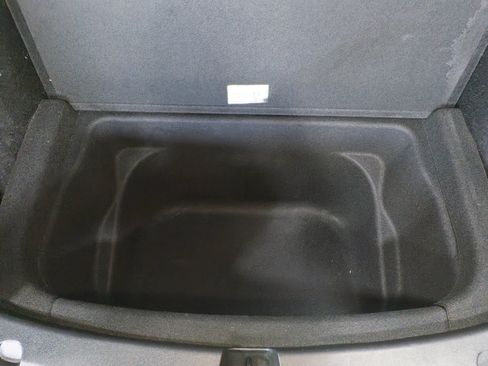 Used 2025 Tesla Model Y Long Range RWD image 26