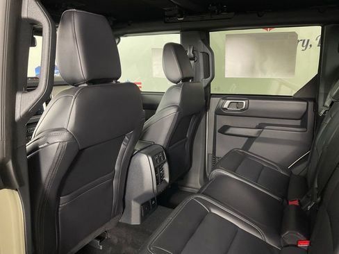 New 2026 Ford Bronco Outer Banks AWD/4WD image 15