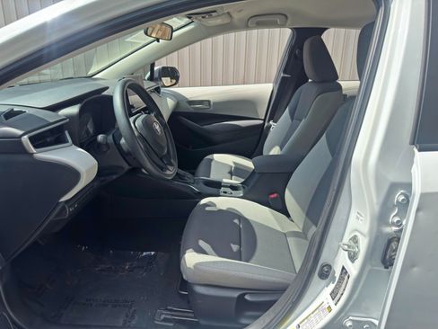 Used 2023 Toyota Corolla LE FWD image 15