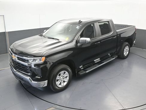 Used 2024 Chevrolet Silverado 1500 LT RWD image 42