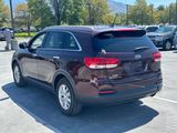 Used 2017 Kia Sorento LX image 6