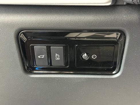 Used 2019 Jaguar F-PACE Prestige AWD/4WD image 44