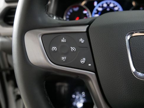 Used 2023 GMC Acadia AT4 w/ Technology Package AWD/4WD image 27