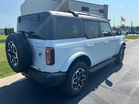 Used 2022 Ford Bronco Outer Banks AWD/4WD image 6