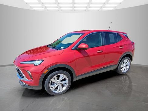 Used 2024 Buick Encore GX Preferred w/ Advanced Technology Package AWD/4WD image 6