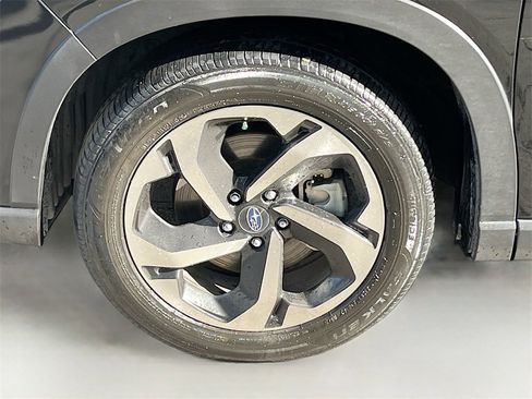 Used 2023 Subaru Forester Touring image 33