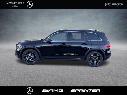 New 2026 Mercedes-Benz GLB 250 image 3