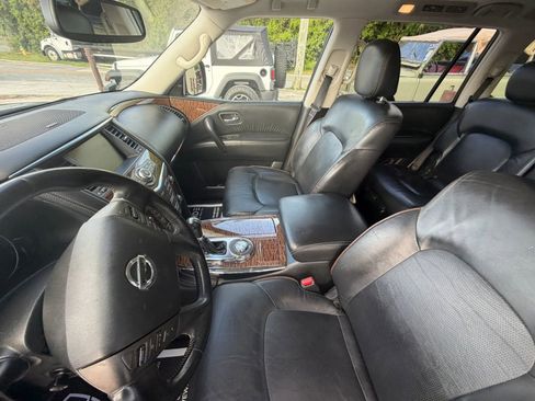 Used 2020 Nissan Armada SL w/ Premium Package image 10