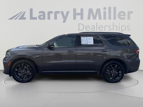 Used 2023 Dodge Durango R/T w/ Blacktop Package AWD/4WD image 2