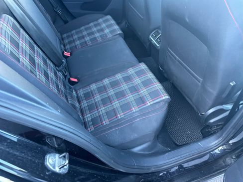 Used 2016 Volkswagen GTI S image 9