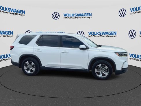 Used 2023 Honda Pilot EX-L image 9