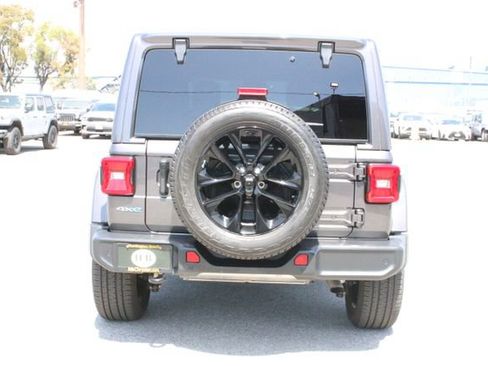 Used 2021 Jeep Wrangler Unlimited Sahara w/ Cold Weather Group AWD/4WD image 4