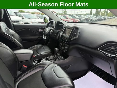 Used 2020 Jeep Cherokee Latitude Plus AWD/4WD image 43