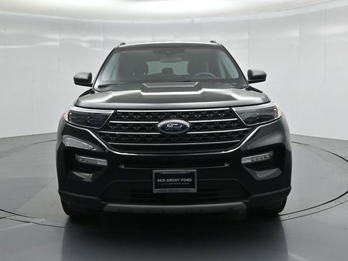 Certified 2023 Ford Explorer XLT w/ Equipment Group 202A RWD image 22
