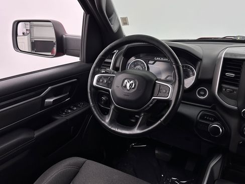 Used 2020 RAM 1500 Big Horn RWD image 30