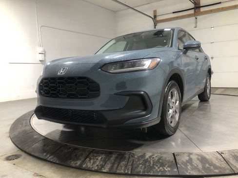 New 2026 Honda HR-V LX image 3