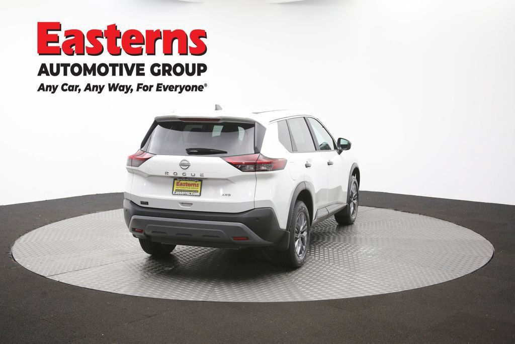 Used 2023 Nissan Rogue S AWD/4WD image 42