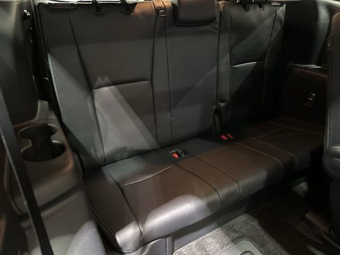 Certified 2025 Toyota Highlander Platinum image 20