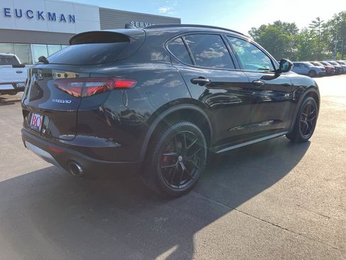 Used 2019 Alfa Romeo Stelvio Ti Sport w/ Quick Order Package 22S Sport AWD/4WD image 6