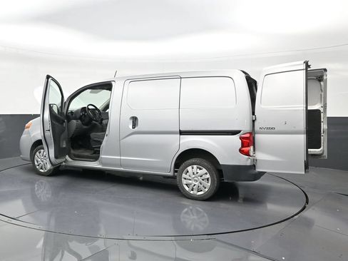 Used 2021 Nissan NV200 S FWD image 30
