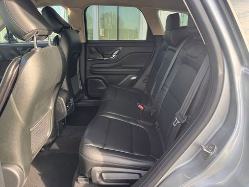 Certified 2024 Lincoln Corsair AWD image 20