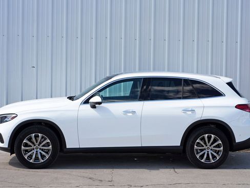 Used 2024 Mercedes-Benz GLC 300 GLC 300 w/ Exclusive Trim Pack image 54