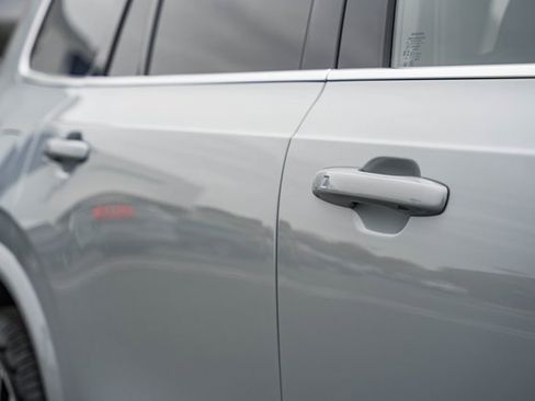 New 2026 Volvo XC90 B6 Ultra image 15