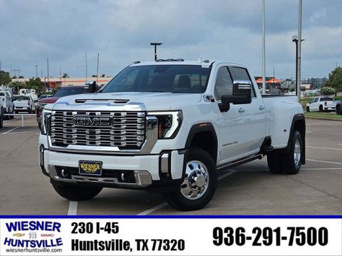 Used 2024 GMC Sierra 3500 Denali w/ Denali Reserve Package AWD/4WD image 33