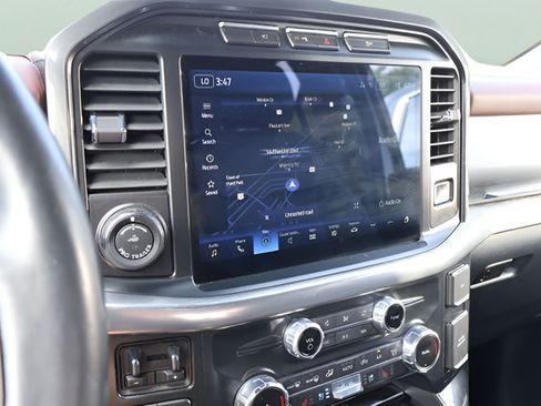Used 2022 Ford F150 Lariat w/ Equipment Group 502A High AWD/4WD image 17