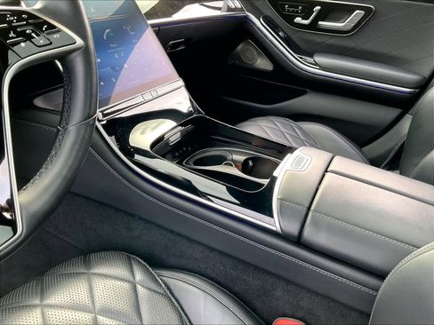 Used 2022 Mercedes-Benz S 580 4MATIC Sedan image 17