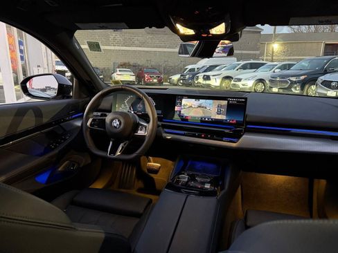 Used 2026 BMW 530i xDrive image 16