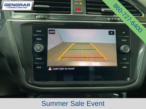 Used 2022 Volkswagen Tiguan SE AWD/4WD image 18