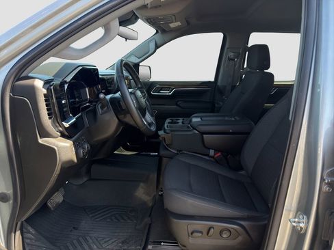 Used 2023 Chevrolet Silverado 1500 RST image 9