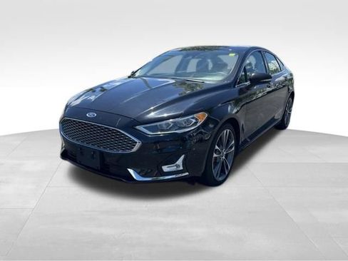 Used 2020 Ford Fusion Titanium AWD/4WD image 3