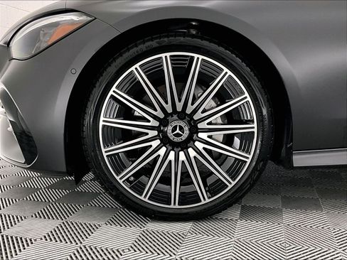 Used 2026 Mercedes-Benz CLE 300 4MATIC Coupe image 8