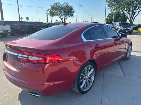 Used 2015 Jaguar XF Sport RWD image 4