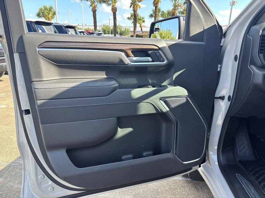 New 2026 Chevrolet Silverado 1500 RST w/ LPO, Dark Essentials Package RWD image 19