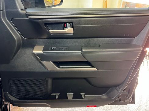 Used 2022 Toyota Tundra SR5 w/ SR5 Convenience Package image 47