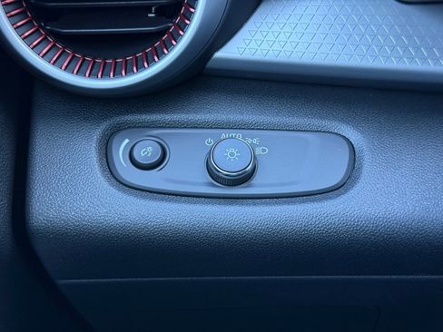 New 2026 Chevrolet Trax RS w/ Driver Confidence Package image 35