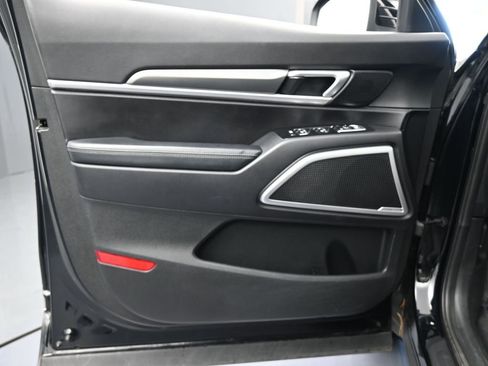 Used 2021 Kia Telluride LX image 26