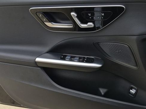 Certified 2025 Mercedes-Benz C 300 Sedan image 32